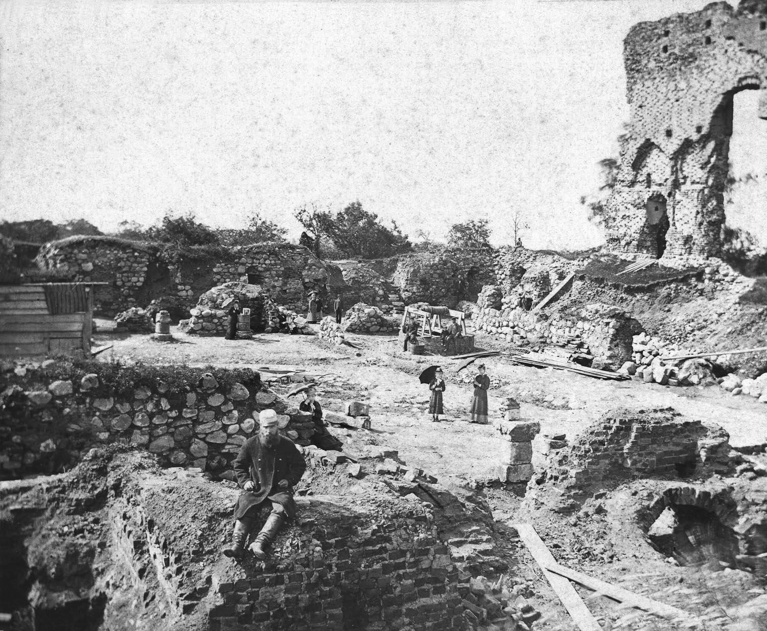 Excavations in Viljandi Order Castle in 1878